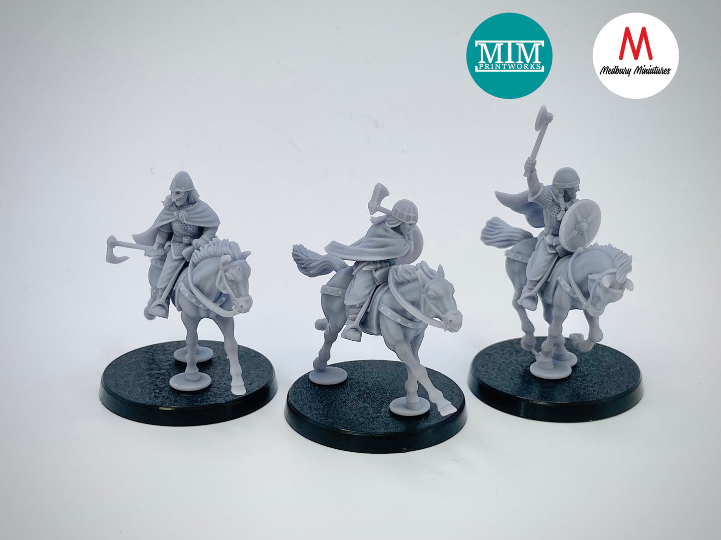 Hengstland Mounted Shield Maidens